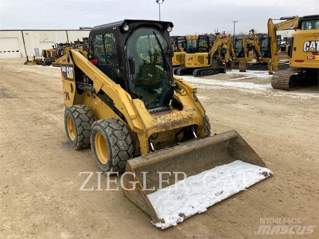 CAT 246D Mini incarcator