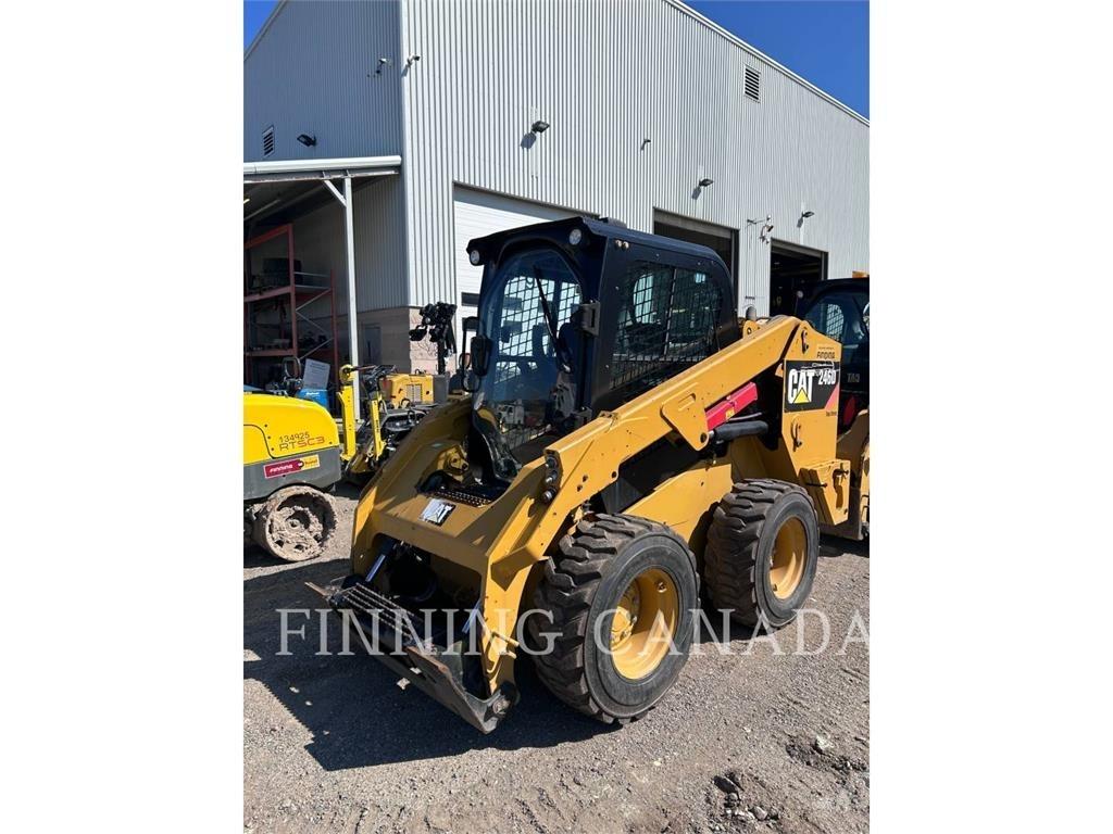 CAT 246D Mini incarcator