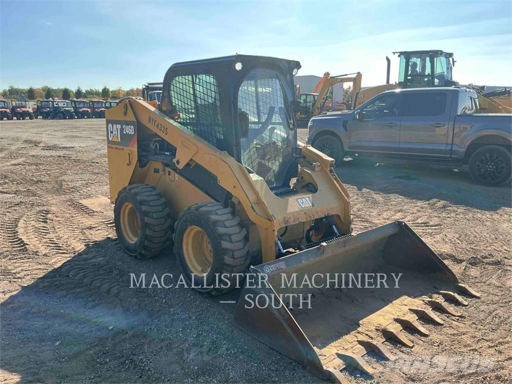 CAT 246D Mini incarcator