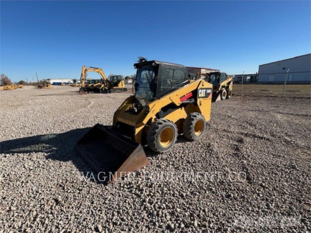 CAT 246D Mini incarcator