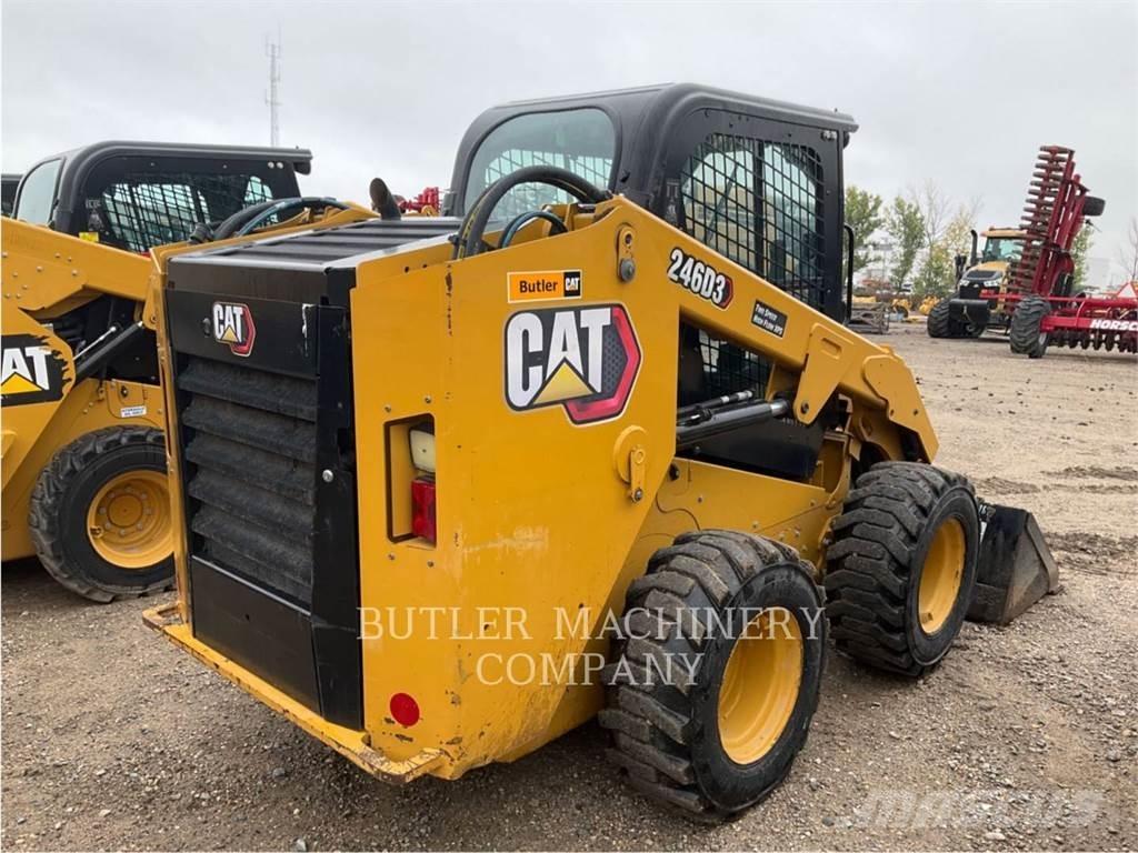 CAT 246D3 Mini incarcator