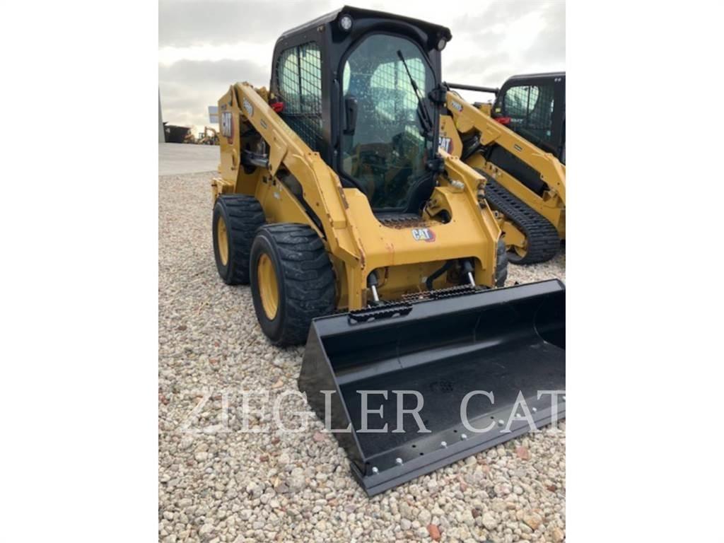 CAT 246D3 Mini incarcator