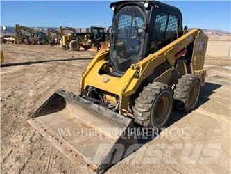 CAT 246D3 Mini incarcator