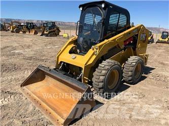 CAT 246D3 Mini incarcator