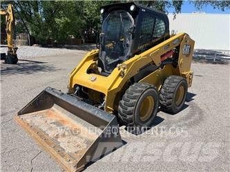 CAT 246D3 Mini incarcator