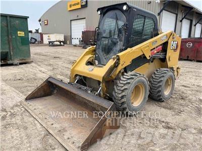 CAT 246D3 Mini incarcator