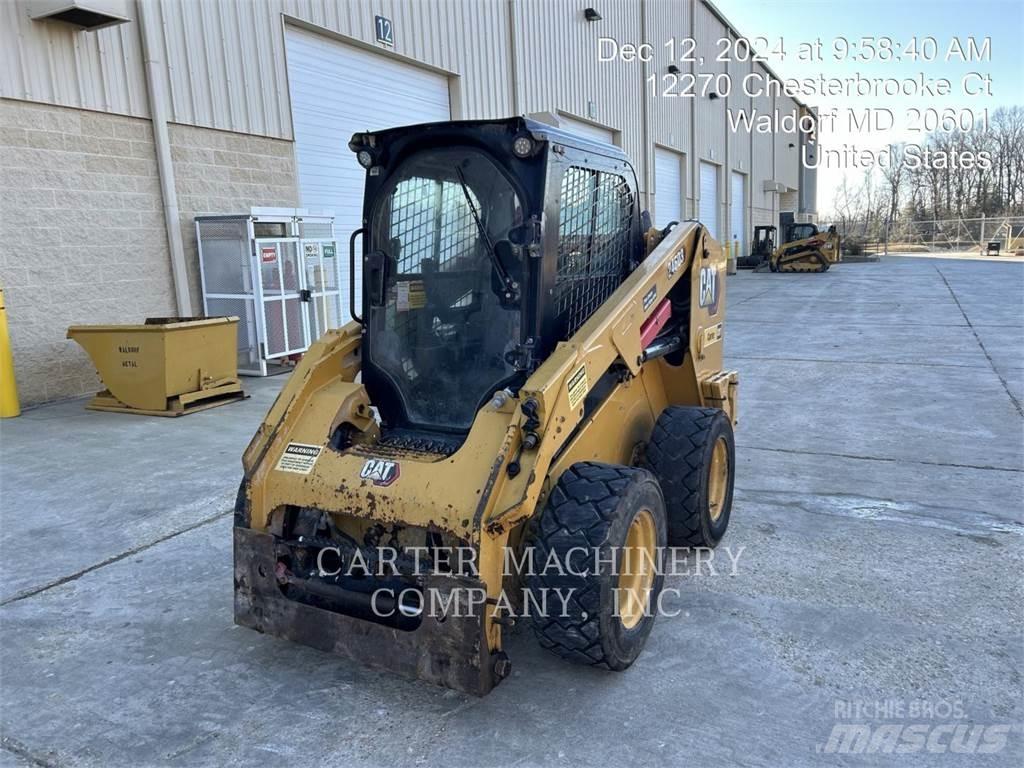 CAT 246D3 Mini incarcator
