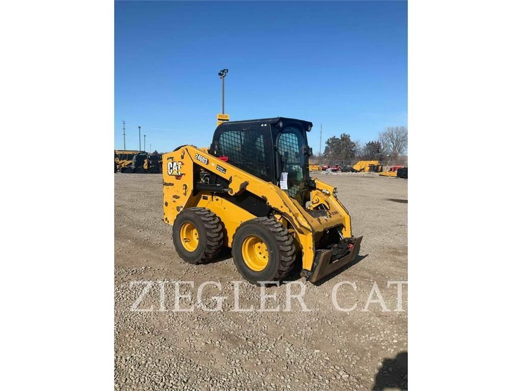 CAT 246D3 Mini incarcator