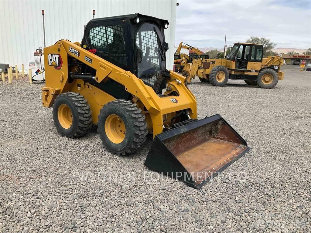 CAT 246D3 Mini incarcator