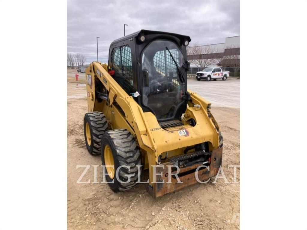 CAT 246D3 Mini incarcator