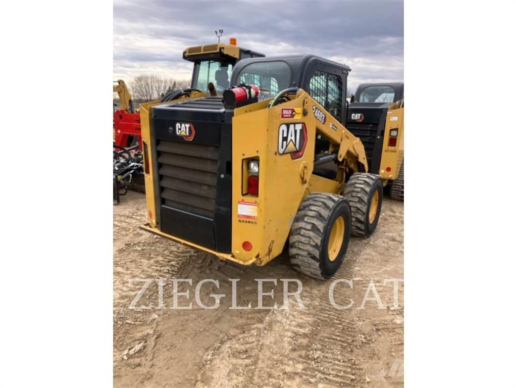 CAT 246D3 Mini incarcator