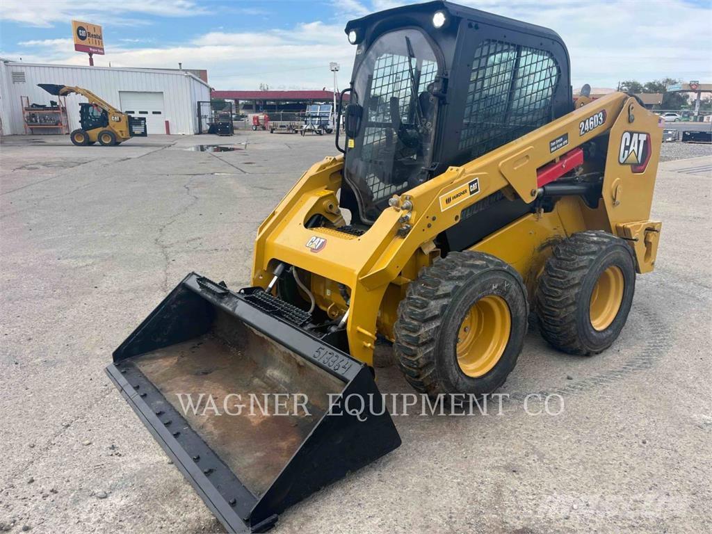 CAT 246D3 Mini incarcator