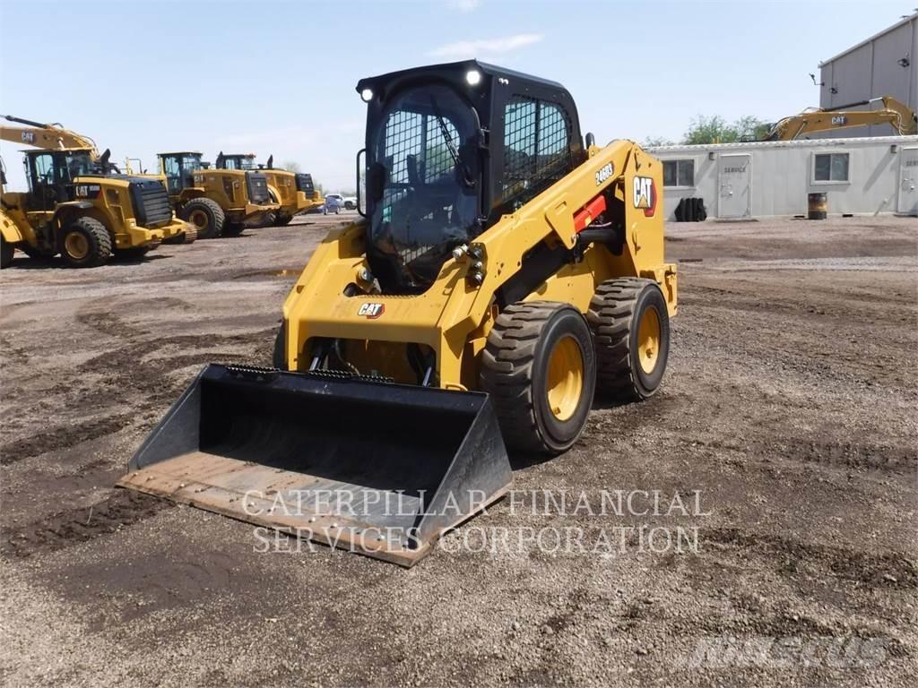 CAT 246D3 Mini incarcator