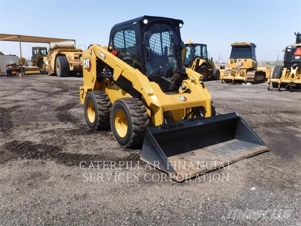 CAT 246D3 Mini incarcator