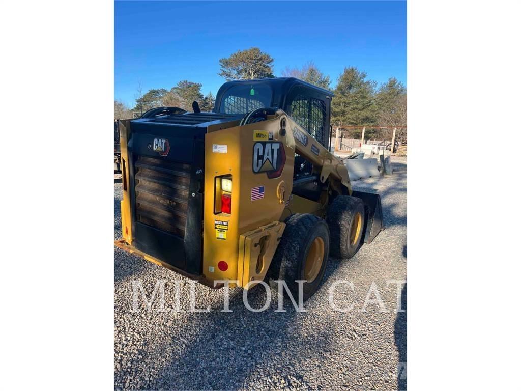 CAT 246D3 Mini incarcator