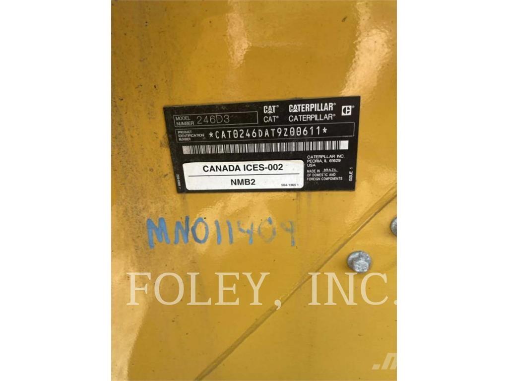 CAT 246D3 Mini incarcator