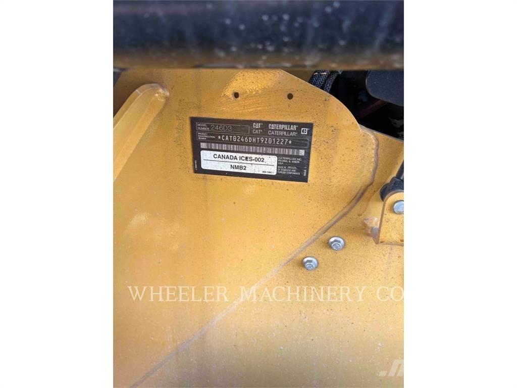 CAT 246D3 C3H2 Mini incarcator