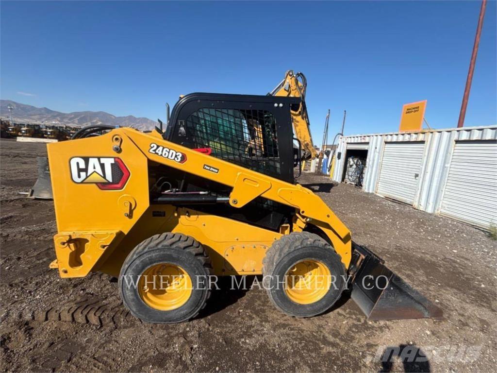 CAT 246D3 C3H2 Mini incarcator