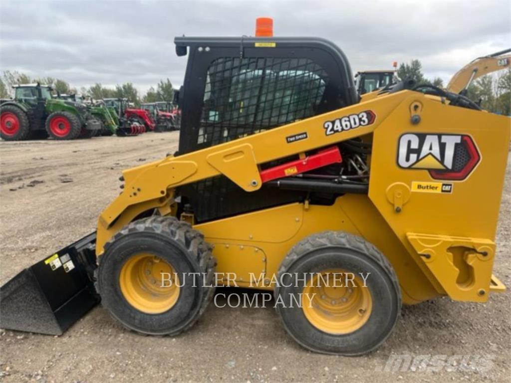 CAT 246D3 C3H2 Mini incarcator