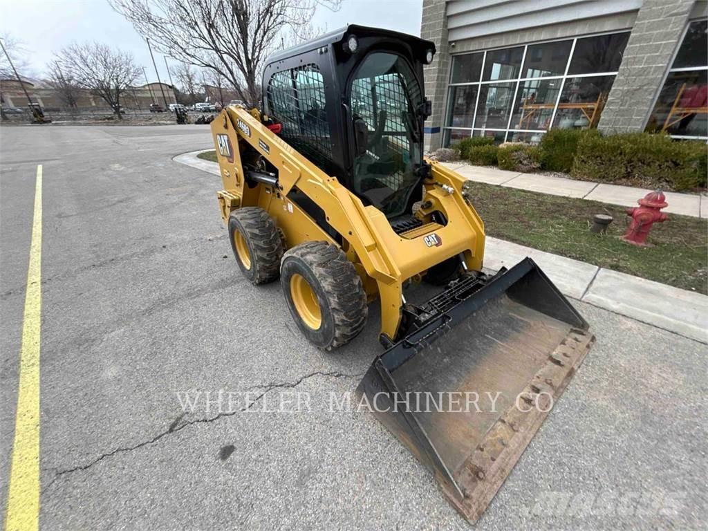 CAT 246D3 C3HF Mini incarcator