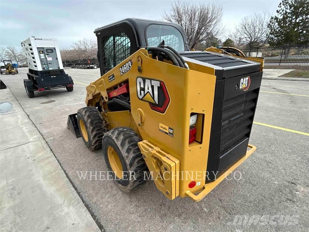 CAT 246D3 C3HF Mini incarcator