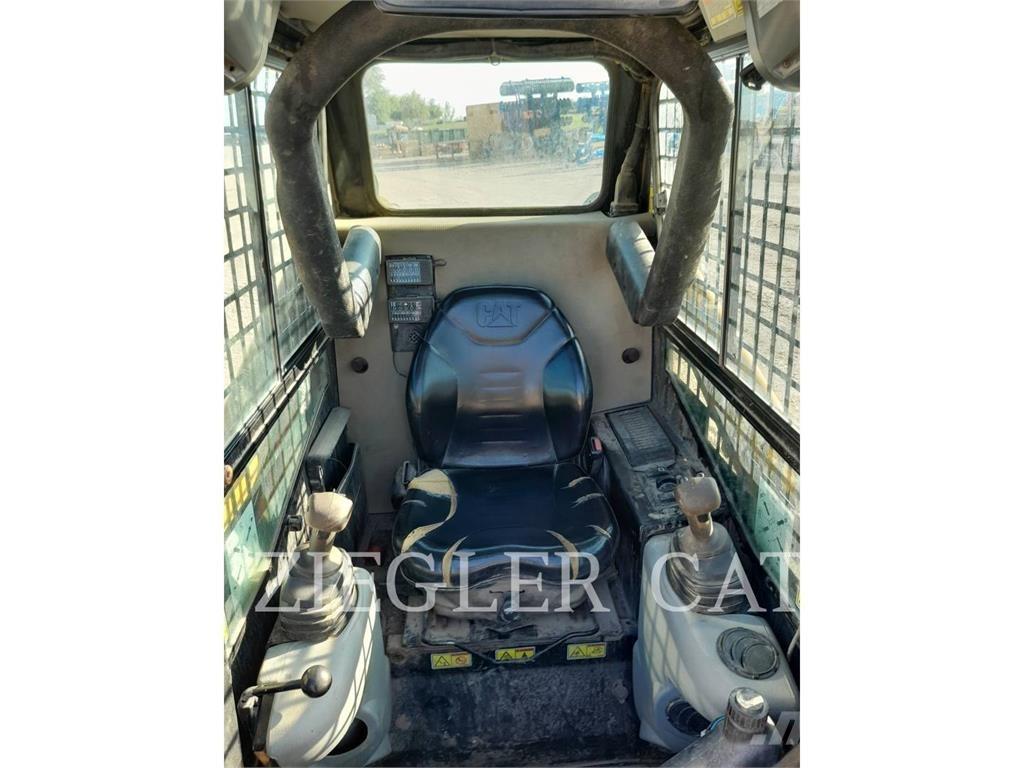 CAT 247B3 Încarcatoare cu excavator