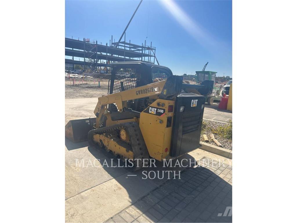 CAT 249D Încarcatoare cu excavator