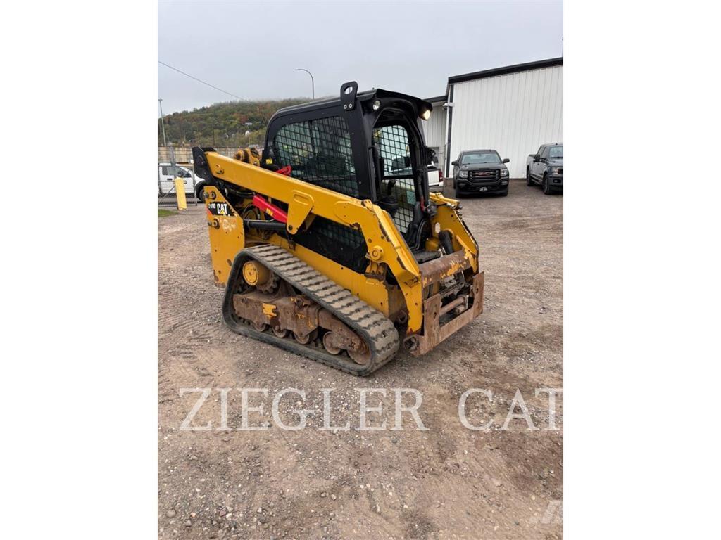 CAT 249D Încarcatoare cu excavator