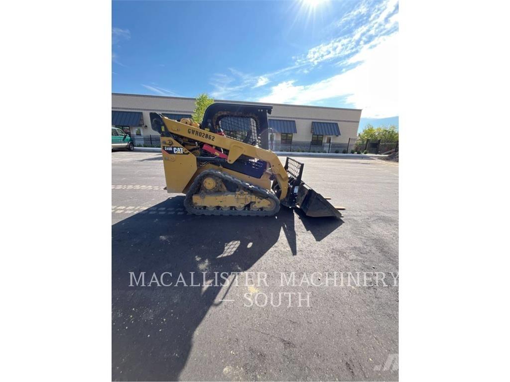 CAT 249D Încarcatoare cu excavator