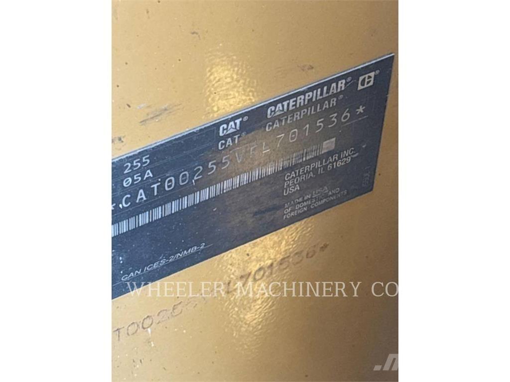 CAT 255 C3HF Încarcatoare cu excavator