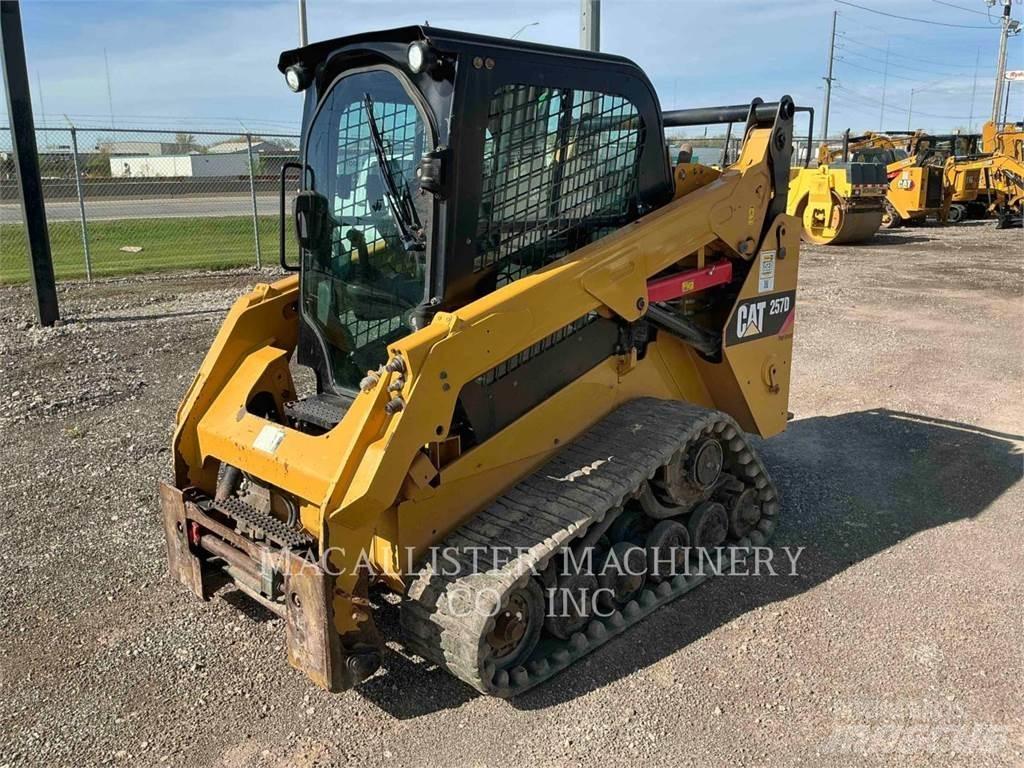 CAT 257D Încarcatoare cu excavator