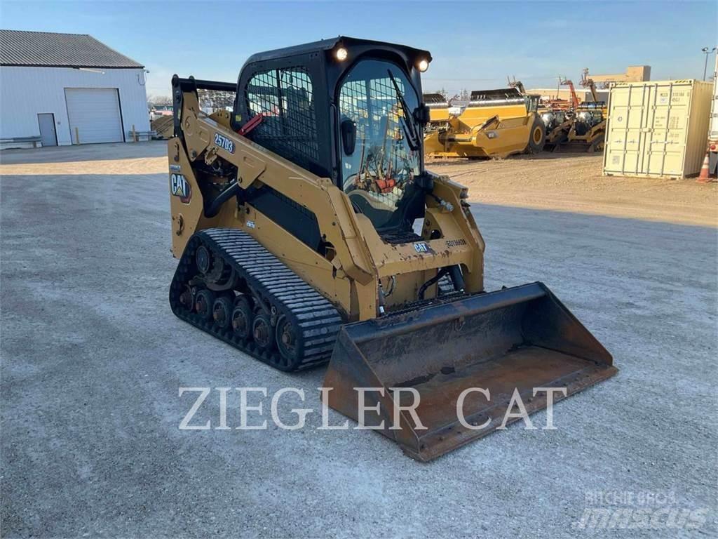 CAT 257D3 Încarcatoare cu excavator