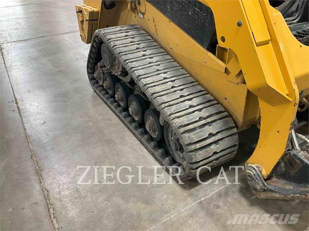 CAT 257D3 Încarcatoare cu excavator