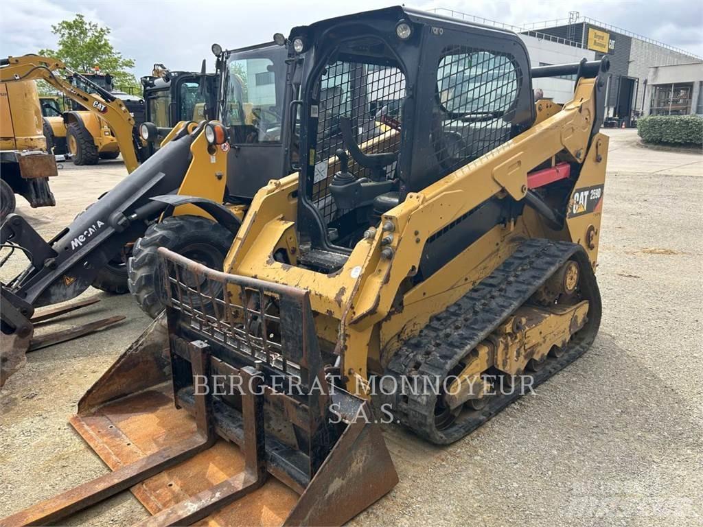 CAT 259D Încarcatoare cu excavator