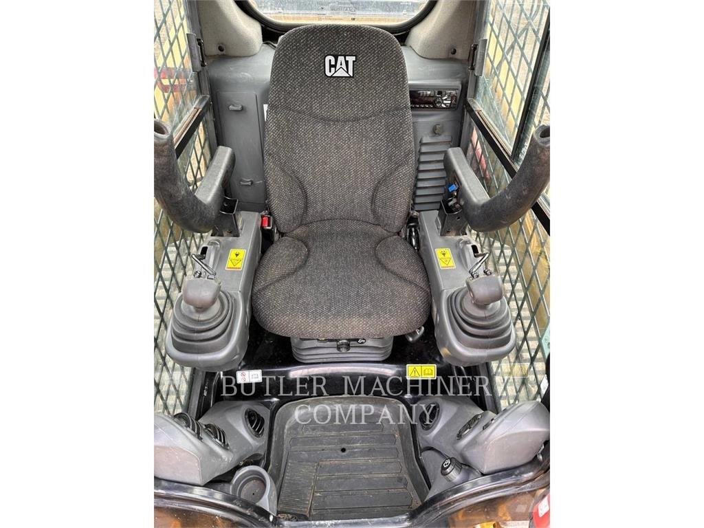 CAT 259D Încarcatoare cu excavator