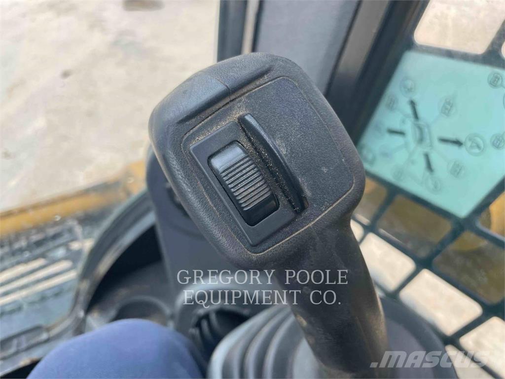 CAT 259D Încarcatoare cu excavator