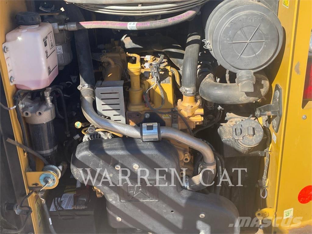 CAT 259D Încarcatoare cu excavator