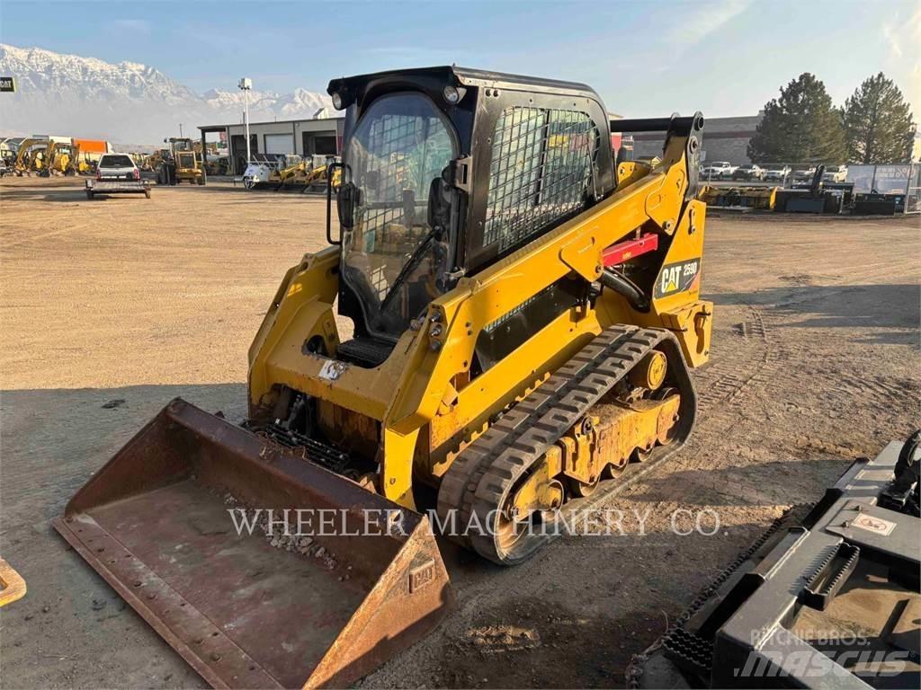 CAT 259D C3-H2 Încarcatoare cu excavator