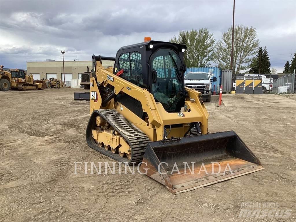 CAT 259D3 Încarcatoare cu excavator