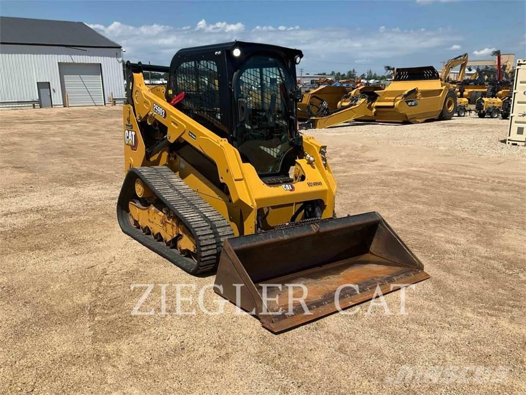 CAT 259D3 Încarcatoare cu excavator