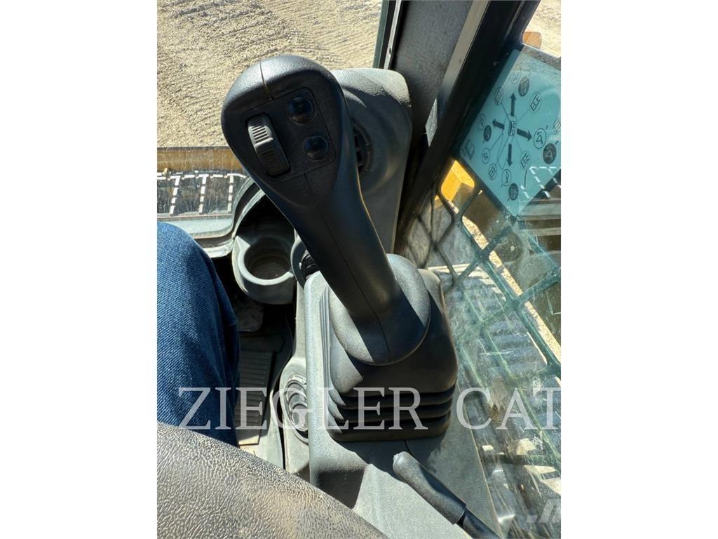 CAT 259D3 Încarcatoare cu excavator