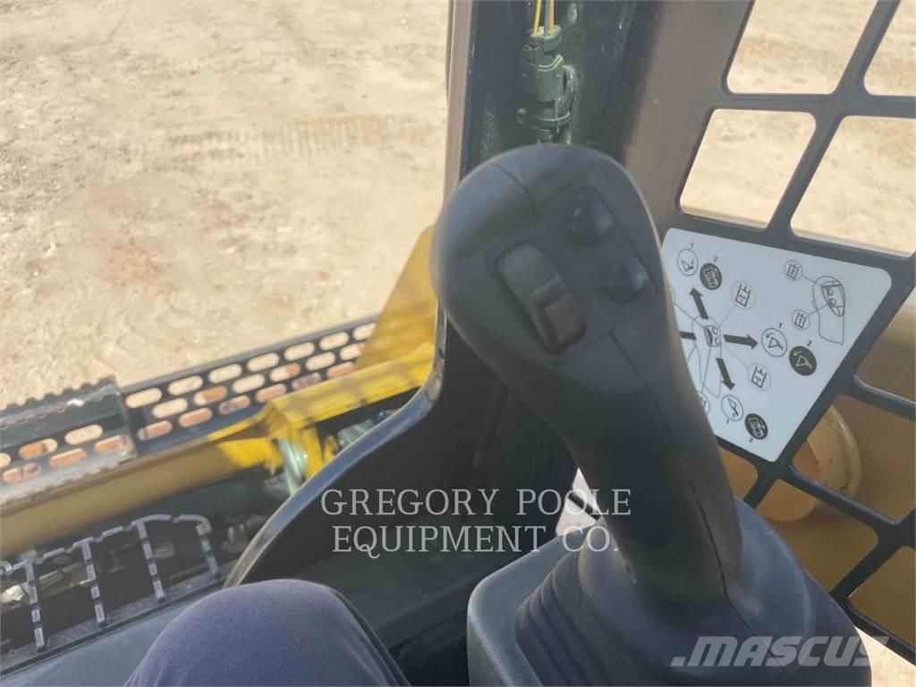 CAT 259D3 Încarcatoare cu excavator