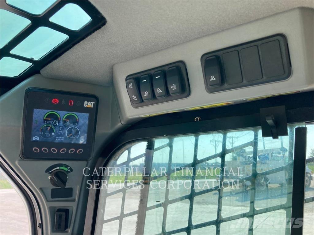CAT 259D3 Încarcatoare cu excavator
