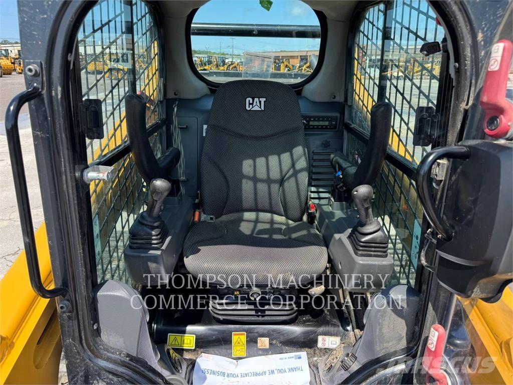 CAT 259D3 Încarcatoare cu excavator