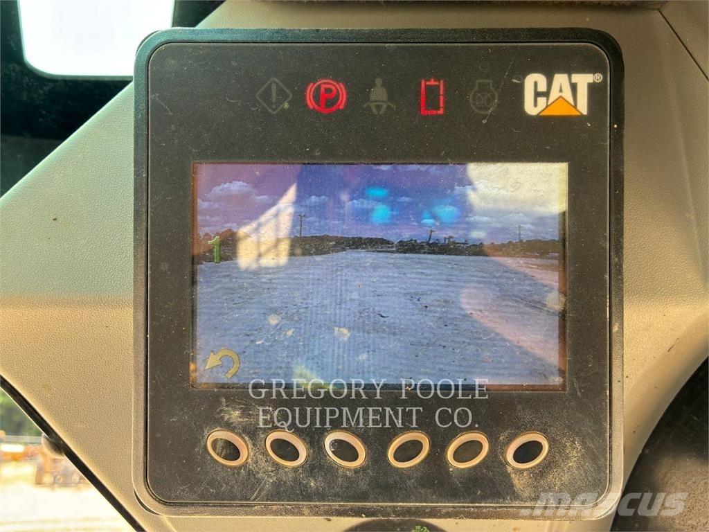 CAT 259D3 Încarcatoare cu excavator