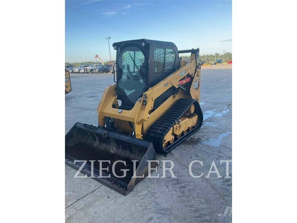 CAT 259D3 Încarcatoare cu excavator