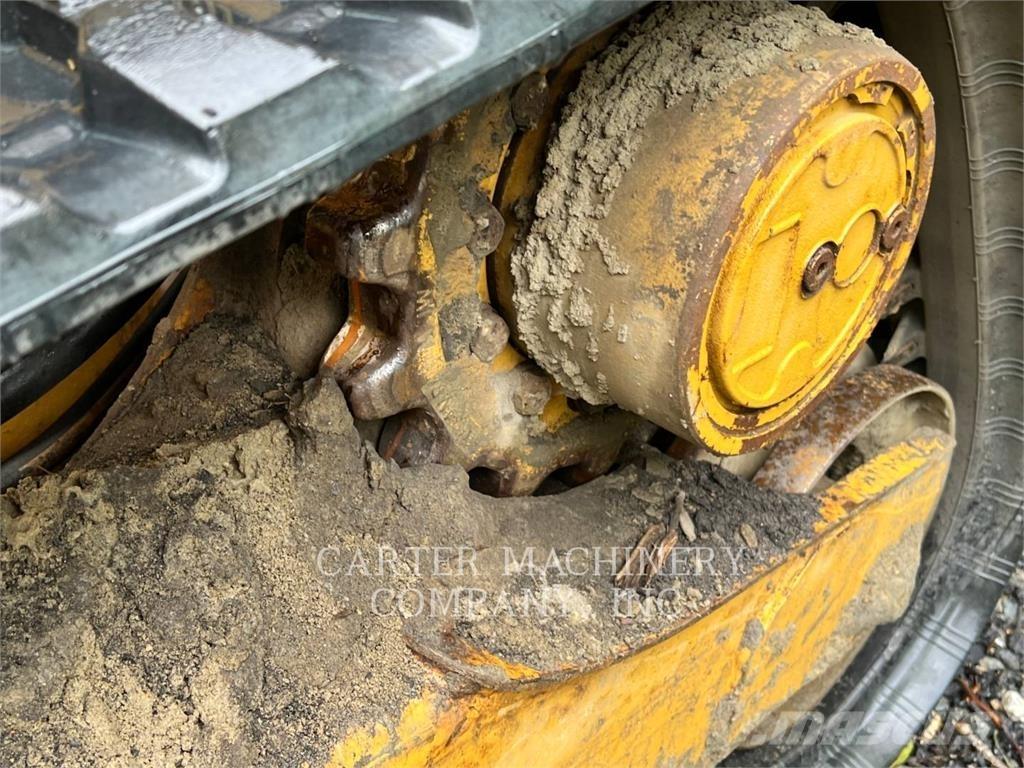 CAT 259D3 Încarcatoare cu excavator