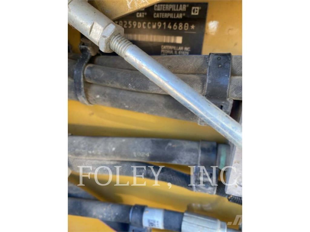 CAT 259D3 Încarcatoare cu excavator