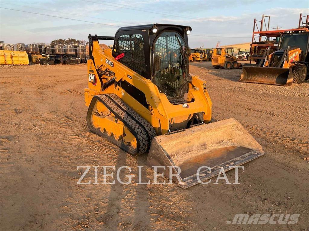 CAT 259D3 Încarcatoare cu excavator