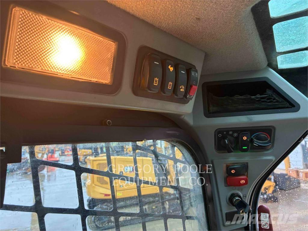 CAT 259D3 Încarcatoare cu excavator